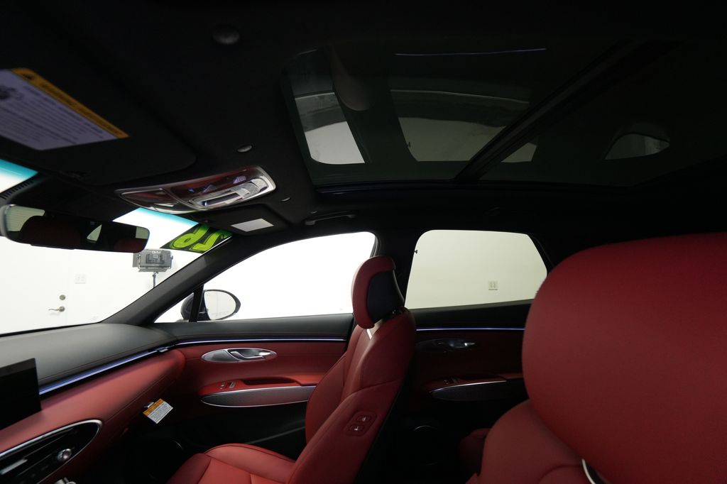2026 Genesis GV70