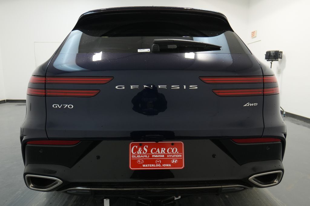2026 Genesis GV70