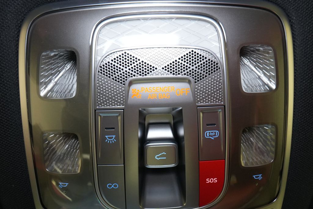 2026 Genesis GV70