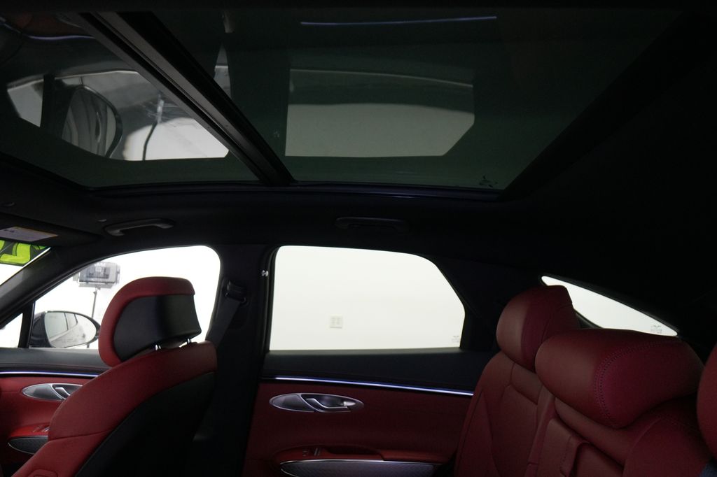 2026 Genesis GV70