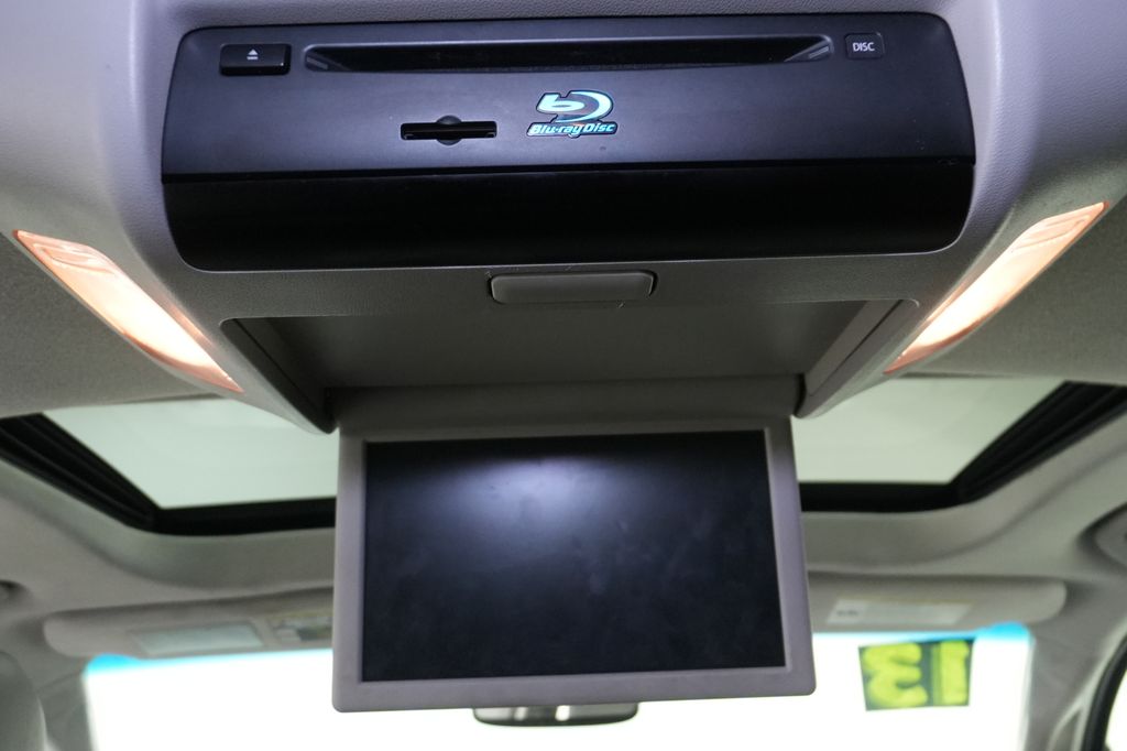 2013 Toyota Sequoia