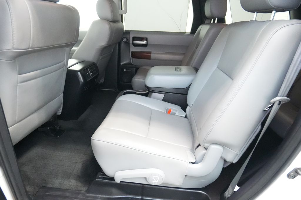 2013 Toyota Sequoia