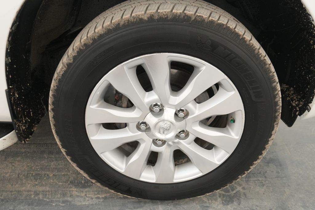2013 Toyota Sequoia