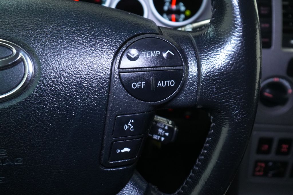 2013 Toyota Sequoia
