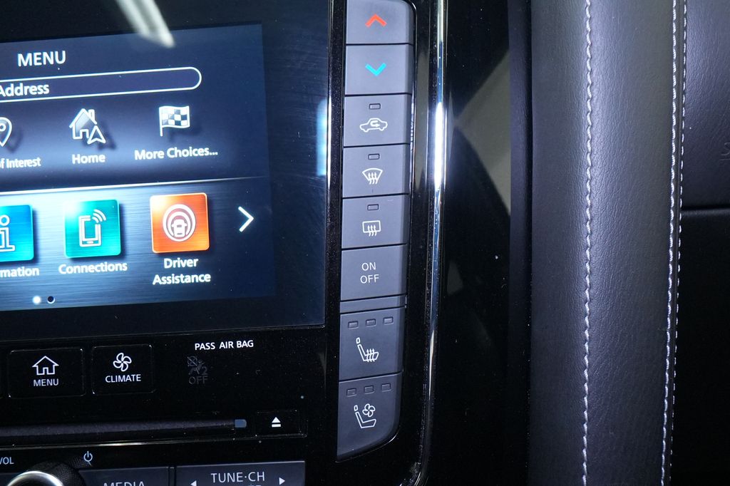 2021 INFINITI QX80