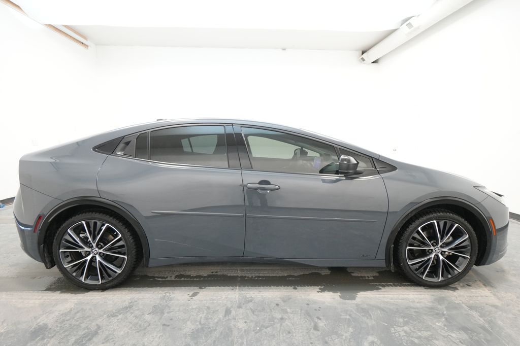 2024 Toyota Prius