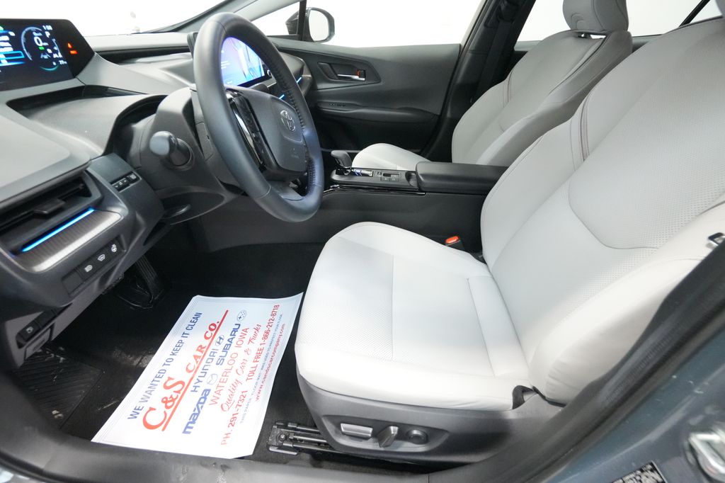 2024 Toyota Prius