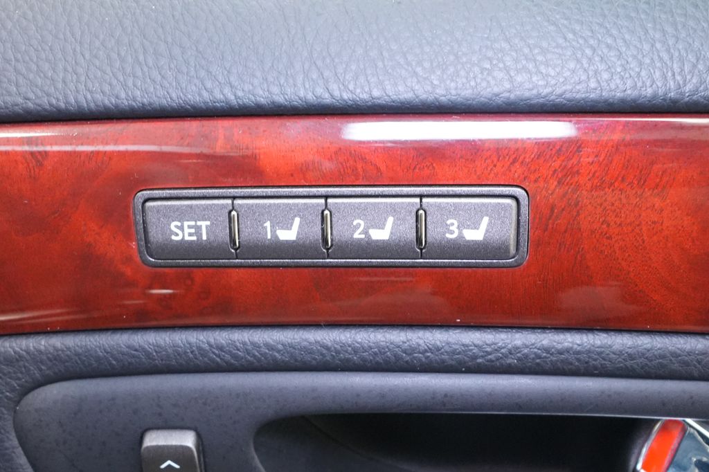2011 Lexus LS
