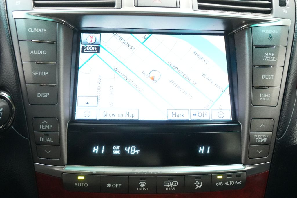 2011 Lexus LS