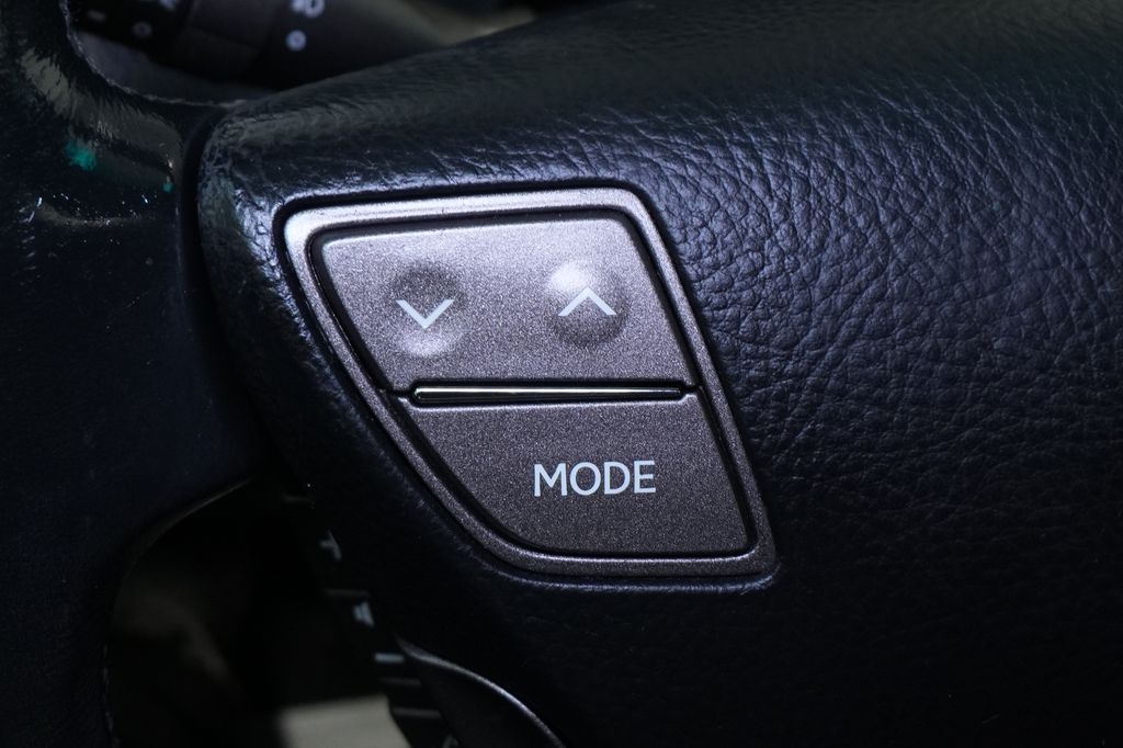 2011 Lexus LS