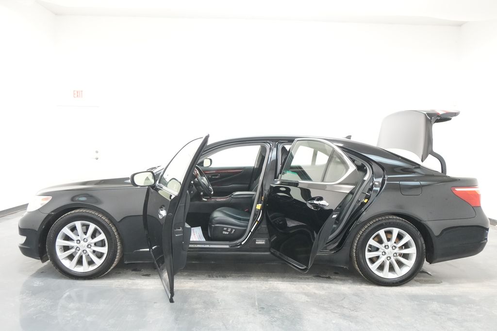 2011 Lexus LS