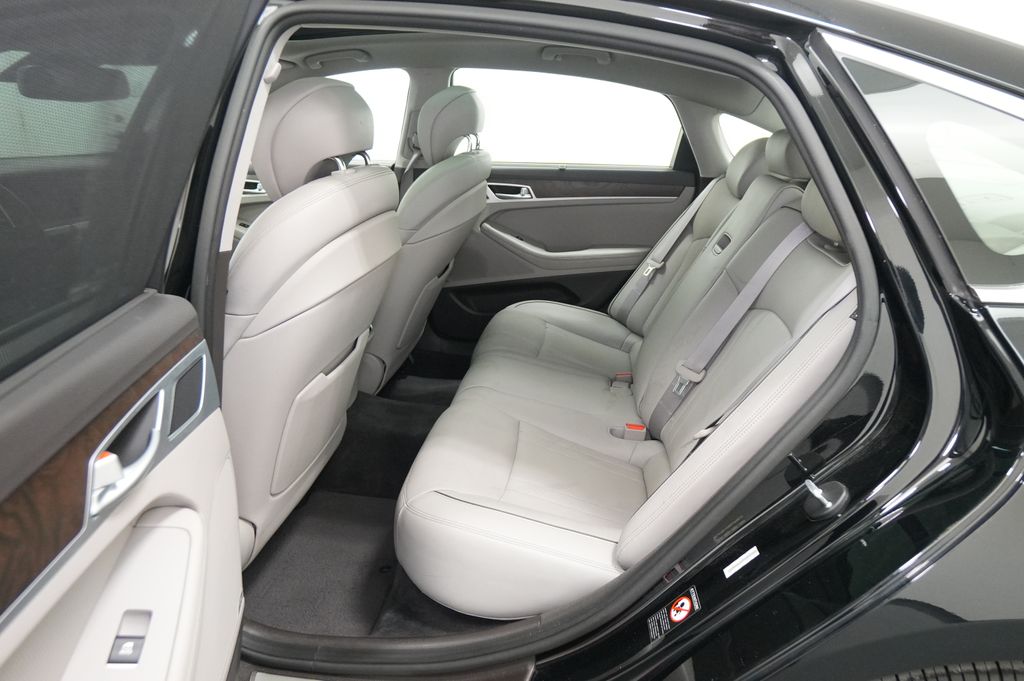 2015 Hyundai Genesis