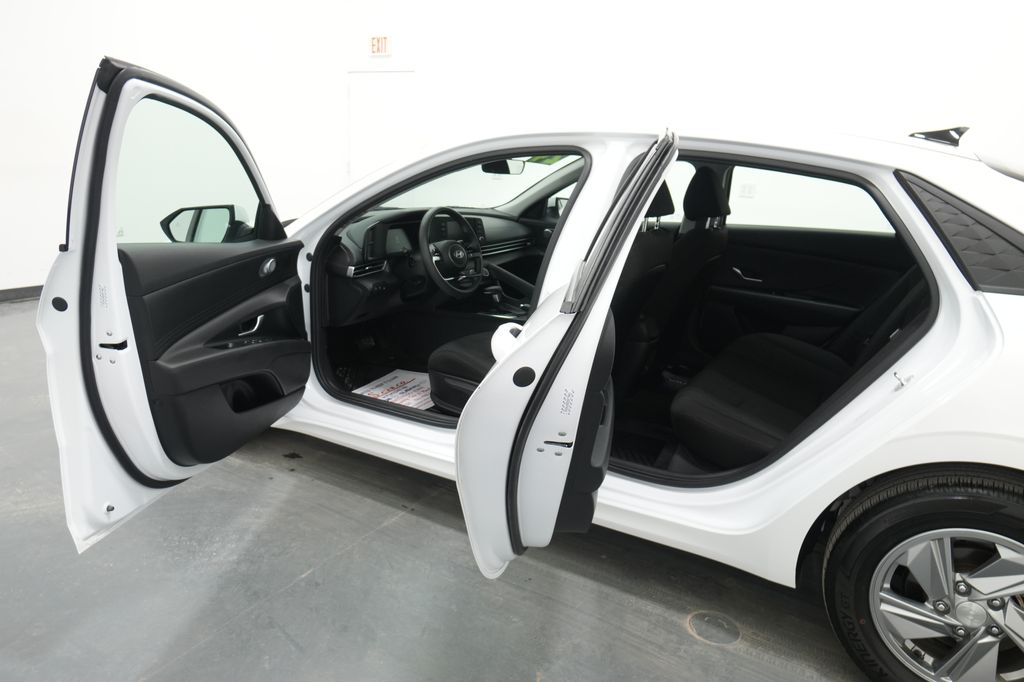 2024 Hyundai Elantra
