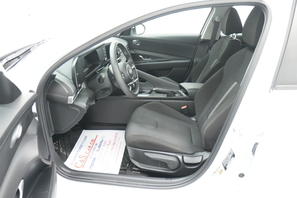 2024 Hyundai Elantra