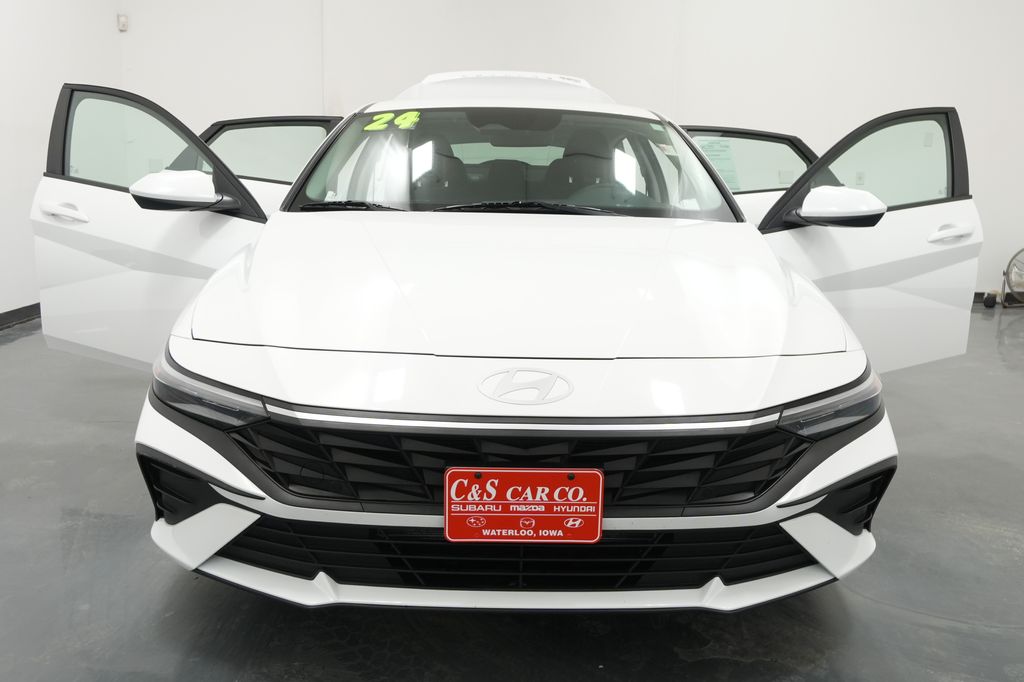 2024 Hyundai Elantra