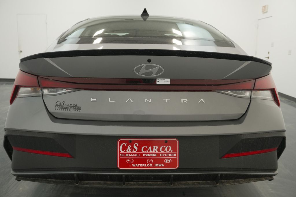 2025 Hyundai Elantra