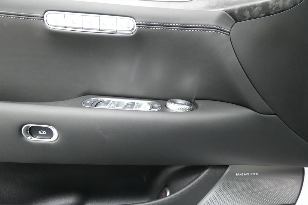 2026 Genesis G90