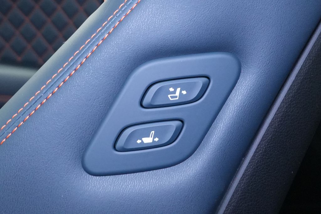 2026 Genesis G70
