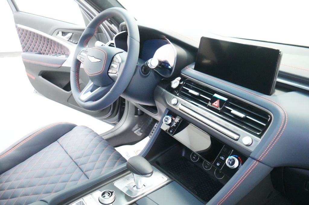2026 Genesis G70