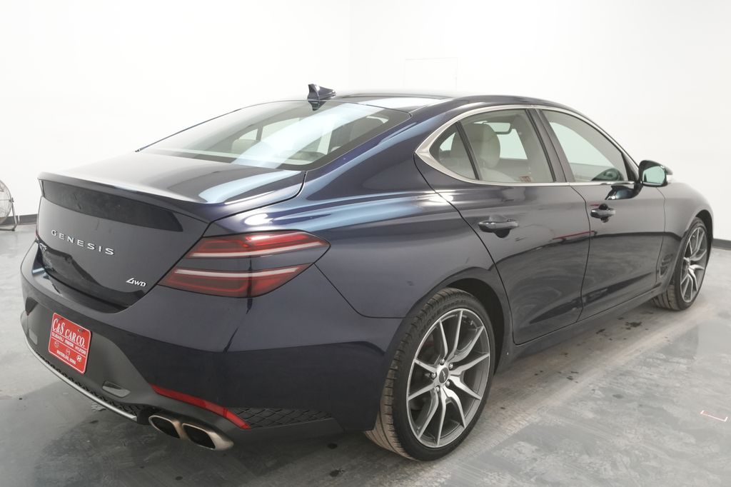 2023 Genesis G70