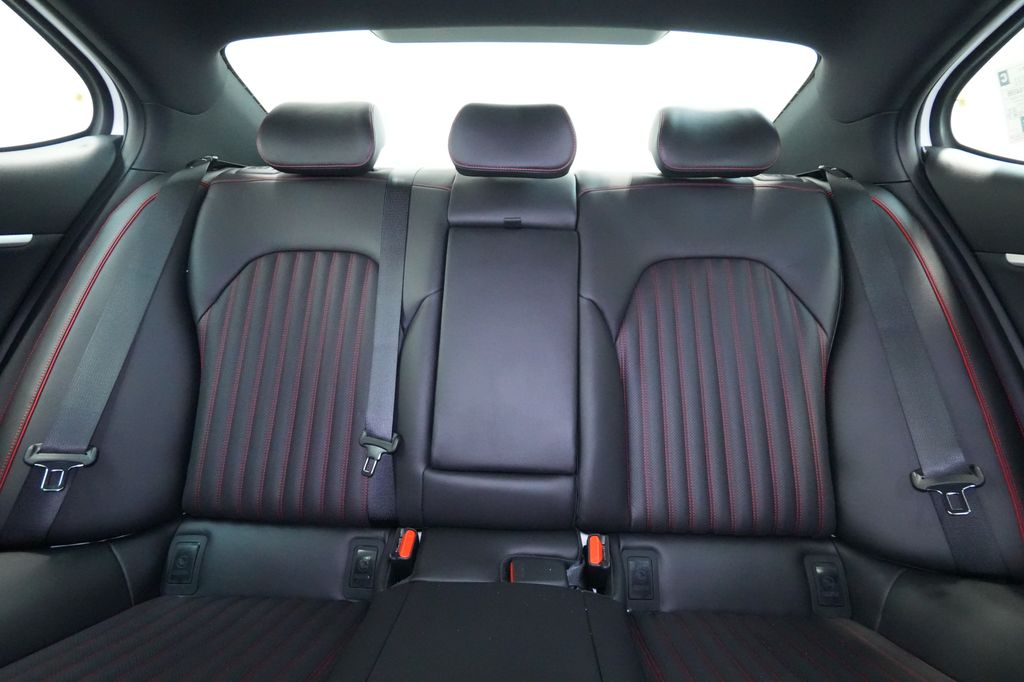 2026 Genesis G70