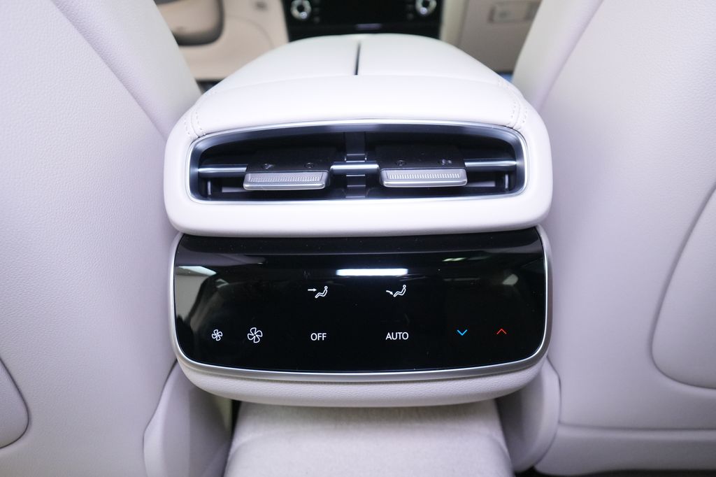 2026 Genesis G80