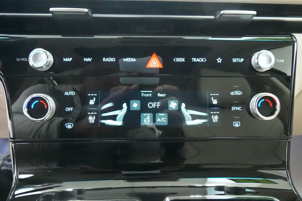 2026 Genesis G80