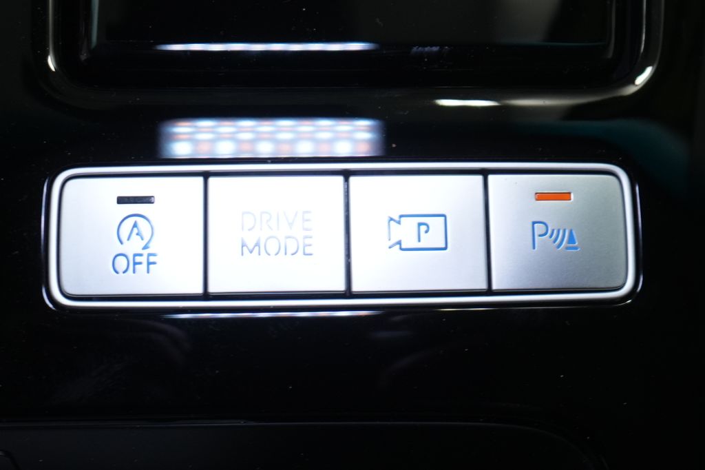 2026 Genesis G80