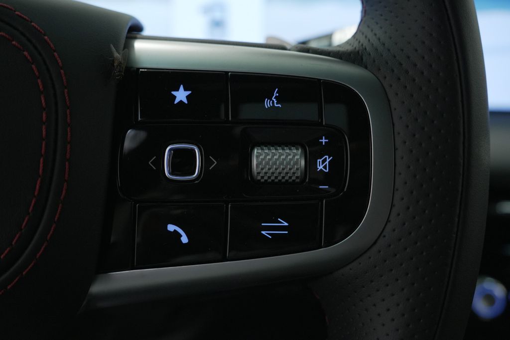 2025 Genesis G80