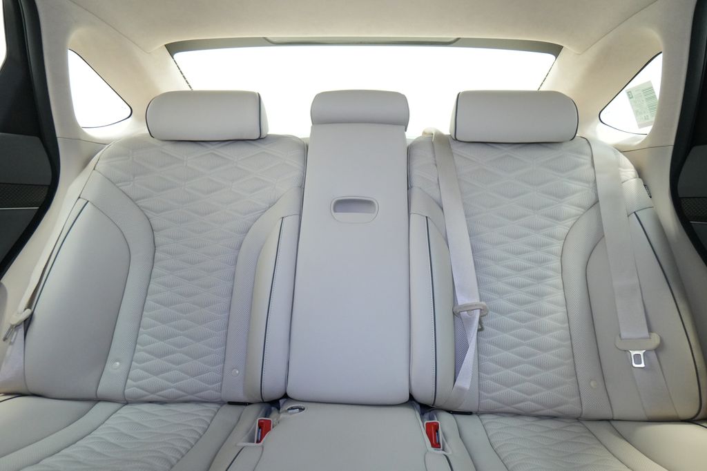 2026 Genesis G80