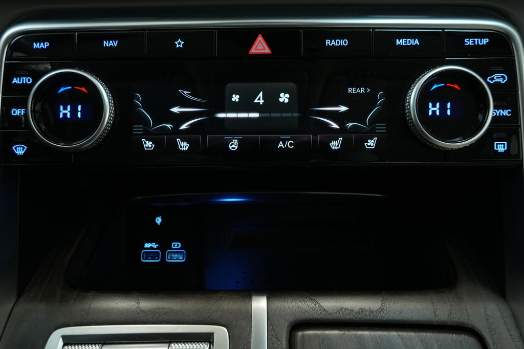 2022 Genesis GV80