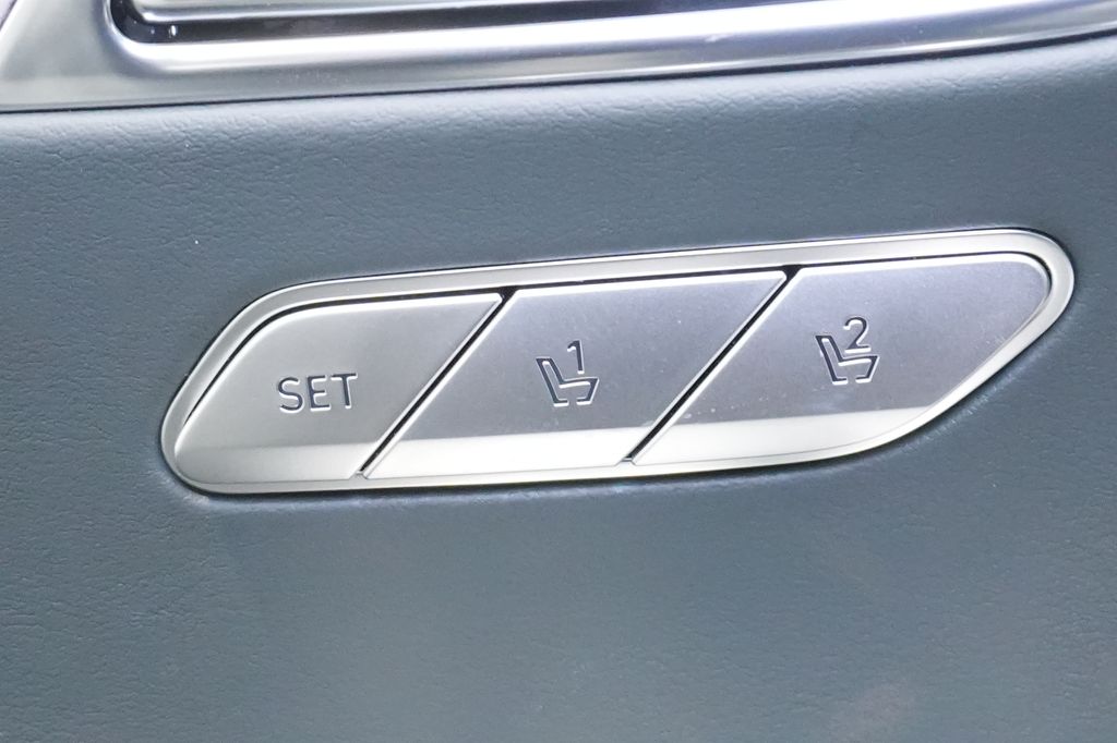 2026 Genesis GV80