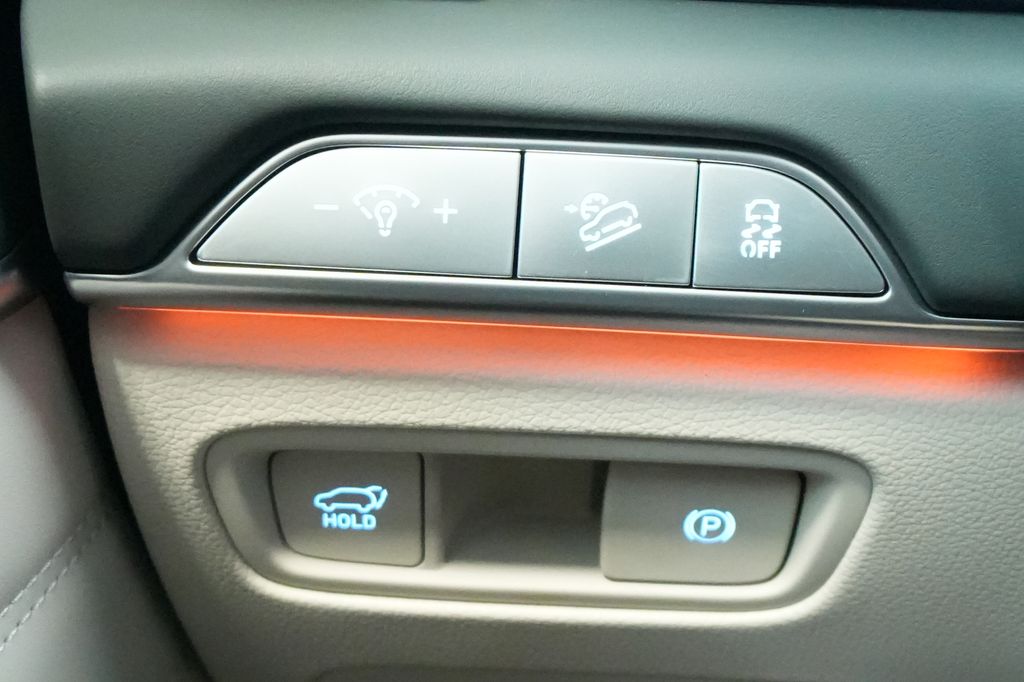 2026 Genesis GV80