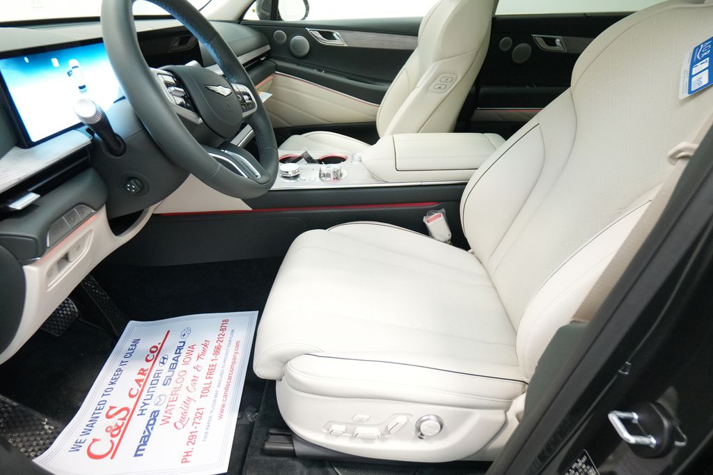 2026 Genesis GV80