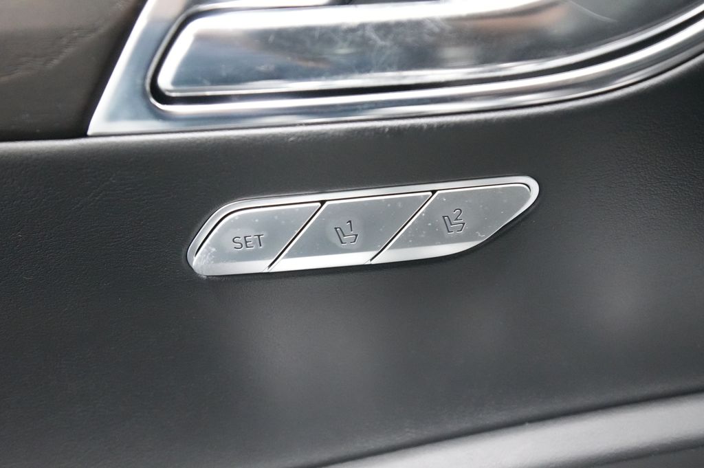 2023 Genesis GV80