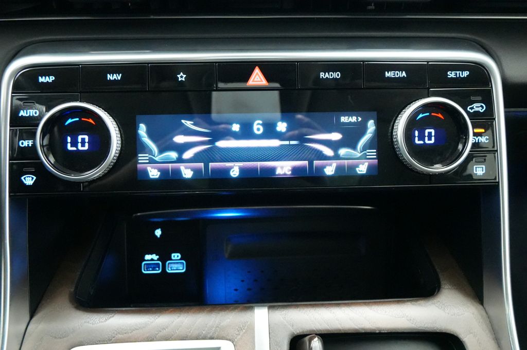 2023 Genesis GV80