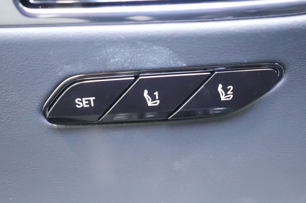 2026 Genesis GV80