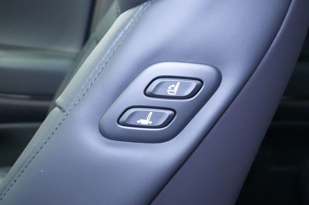 2026 Genesis GV80