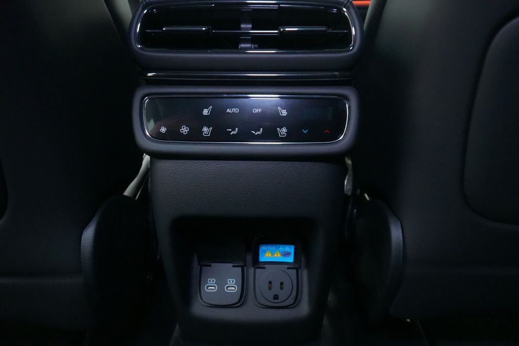 2026 Genesis GV80