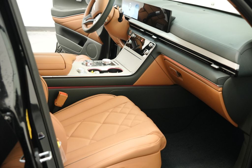 2025 Genesis GV80