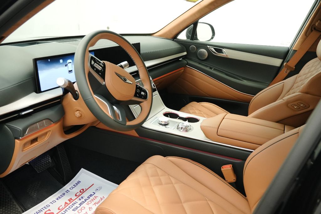 2025 Genesis GV80