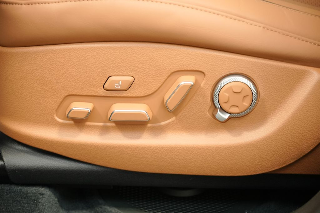 2025 Genesis GV80