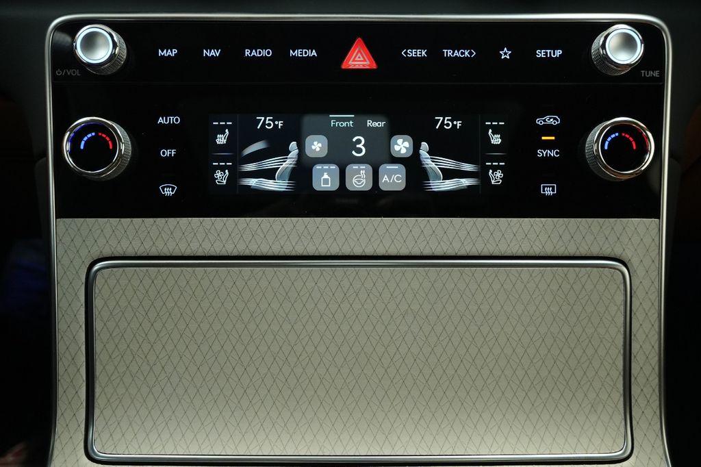 2025 Genesis GV80