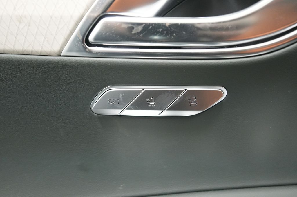 2026 Genesis GV80