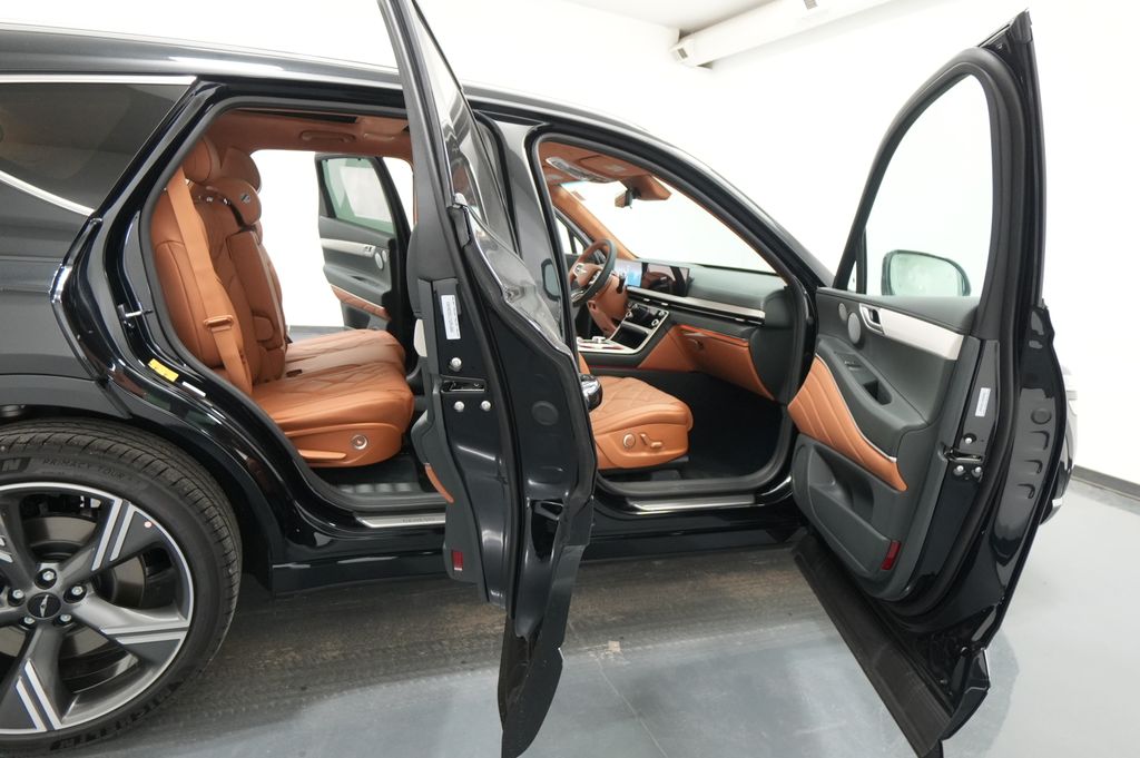 2026 Genesis GV80