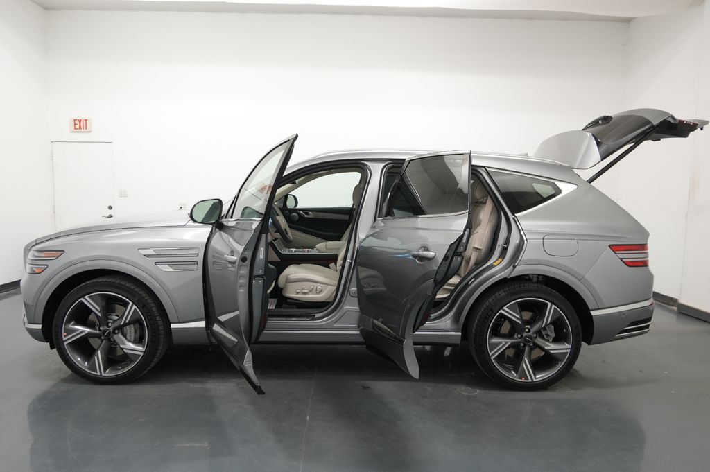 2026 Genesis GV80
