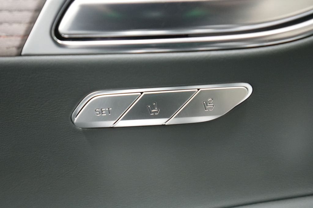 2026 Genesis GV80