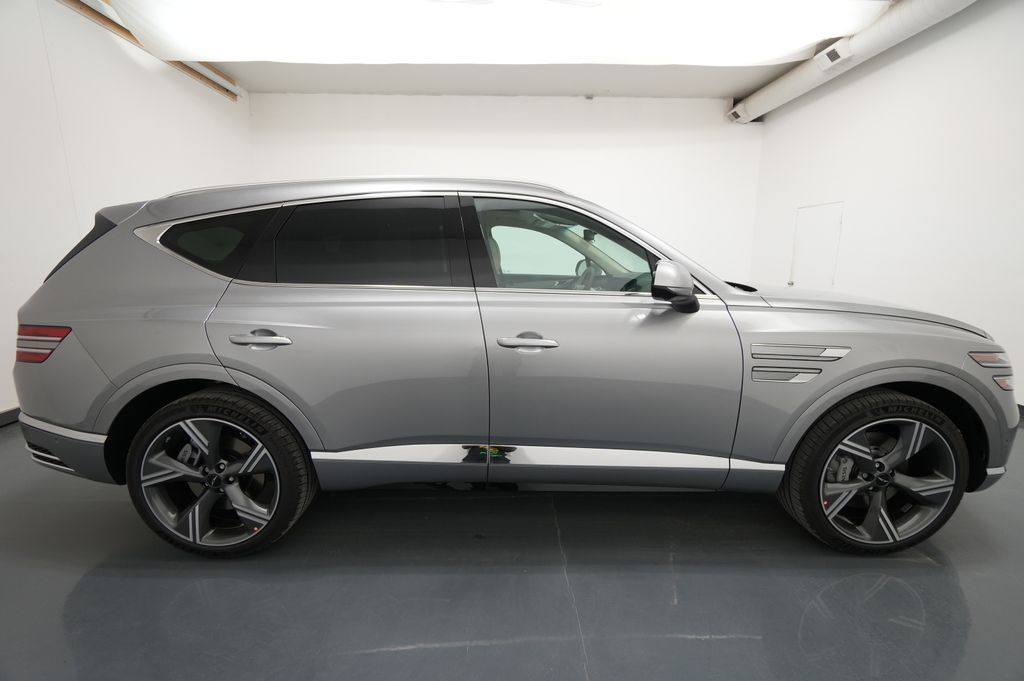 2026 Genesis GV80
