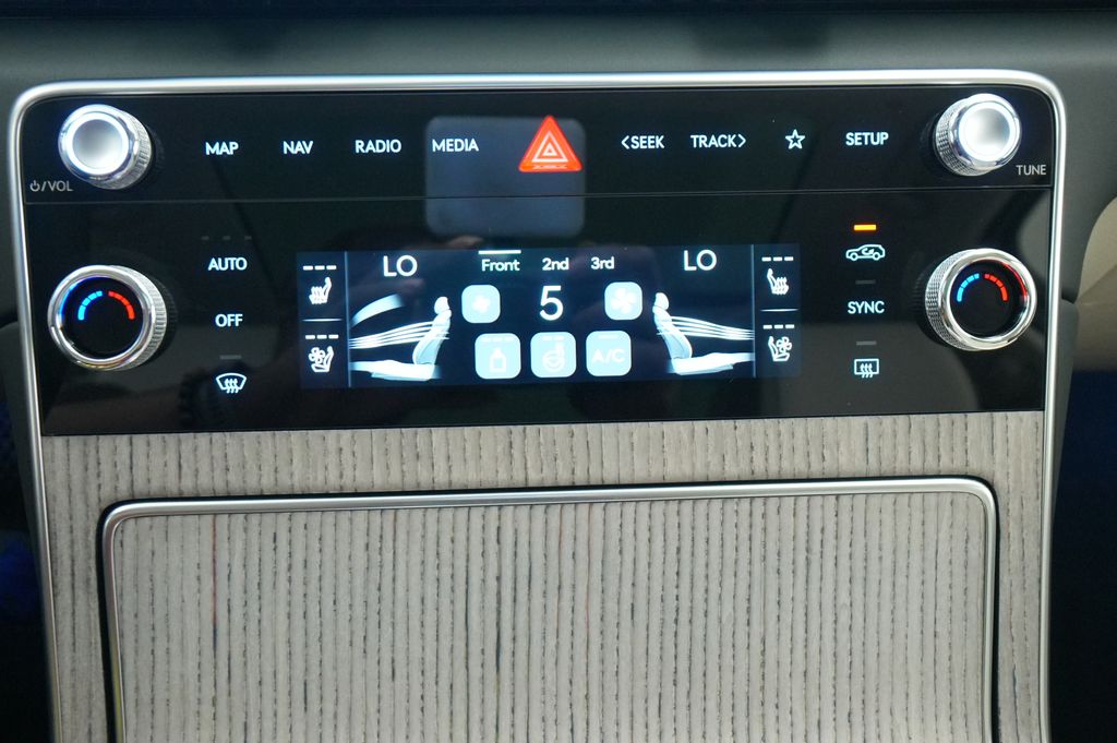 2026 Genesis GV80