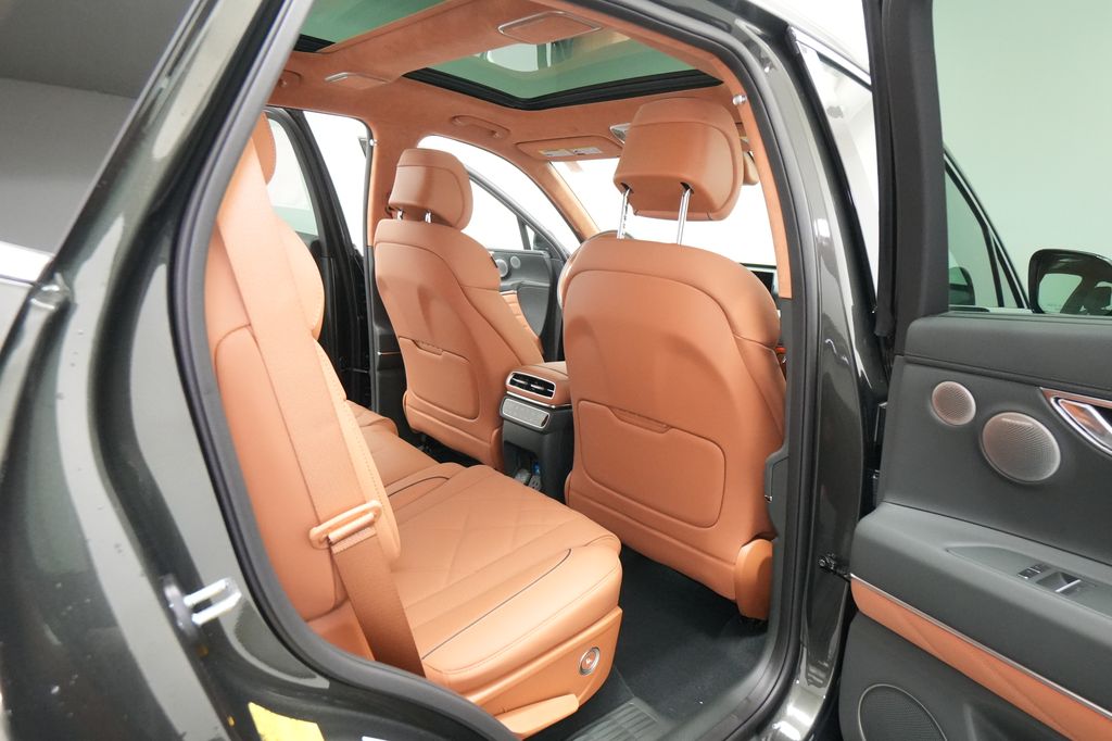 2026 Genesis GV80
